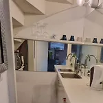 Lovely 1 Bedroom With Garden No Smoking *