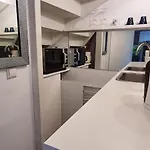 Lovely 1 Bedroom With Garden No Smoking Apartment