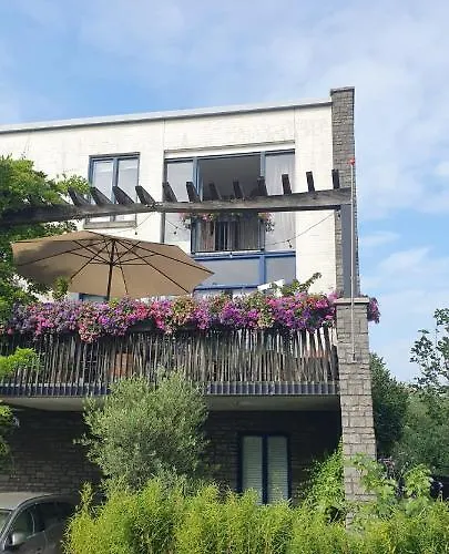 아파트 Lovely 1 Bedroom With Garden No Smoking 암스테르담