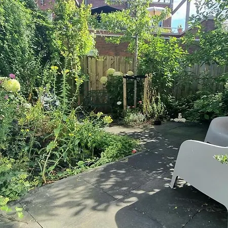 Apartamento Lovely 1 Bedroom With Garden